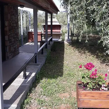 Elizabeth Villa